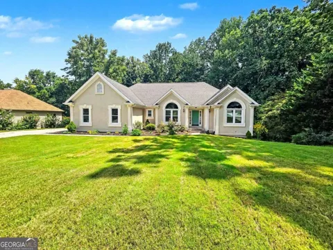 1745 Peachcrest DR
