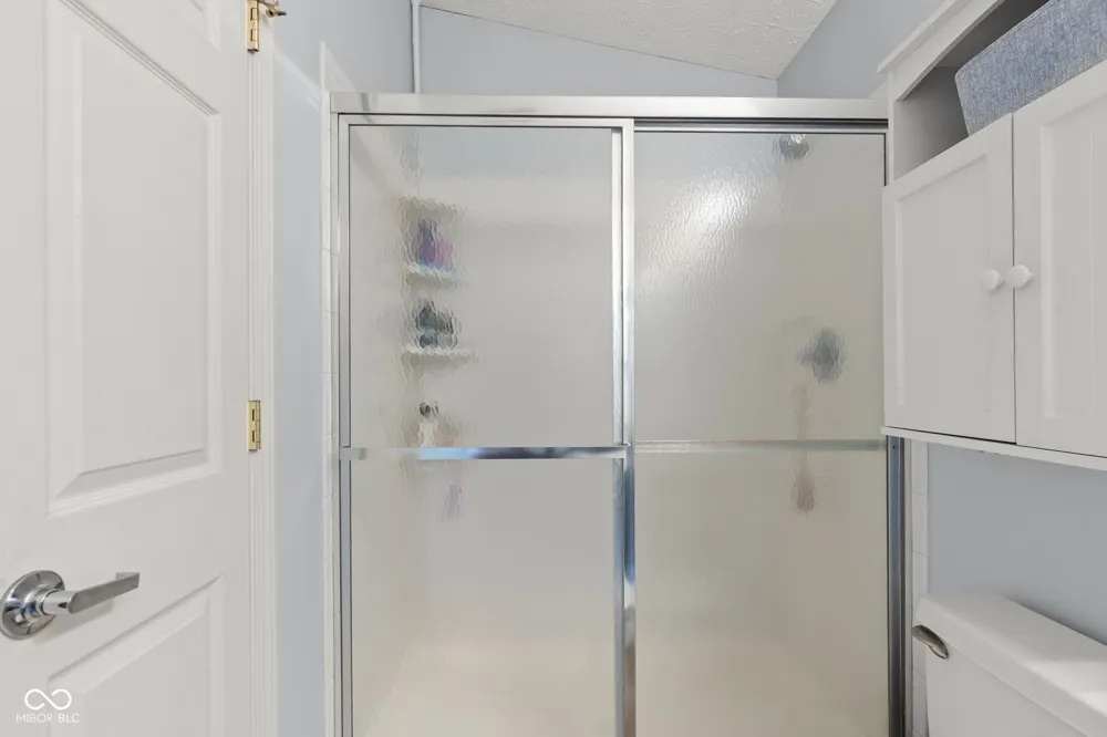 8950 Hunters Creek Drive #208 Indianapolis, IN 46227