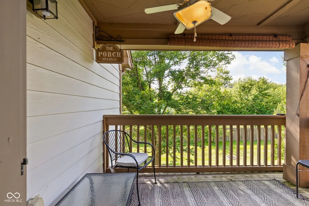 8950 Hunters Creek Drive #208 Indianapolis, IN 46227