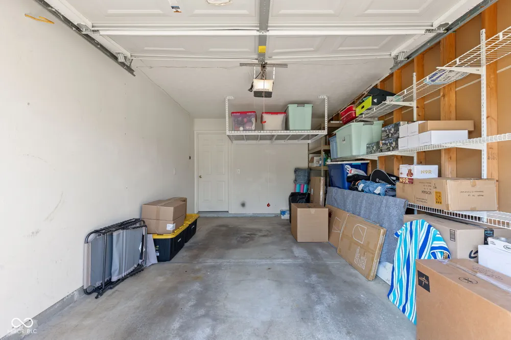 8950 Hunters Creek Drive #208 Indianapolis, IN 46227