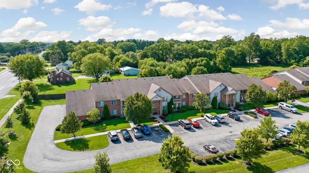 8950 Hunters Creek Drive #208 Indianapolis, IN 46227