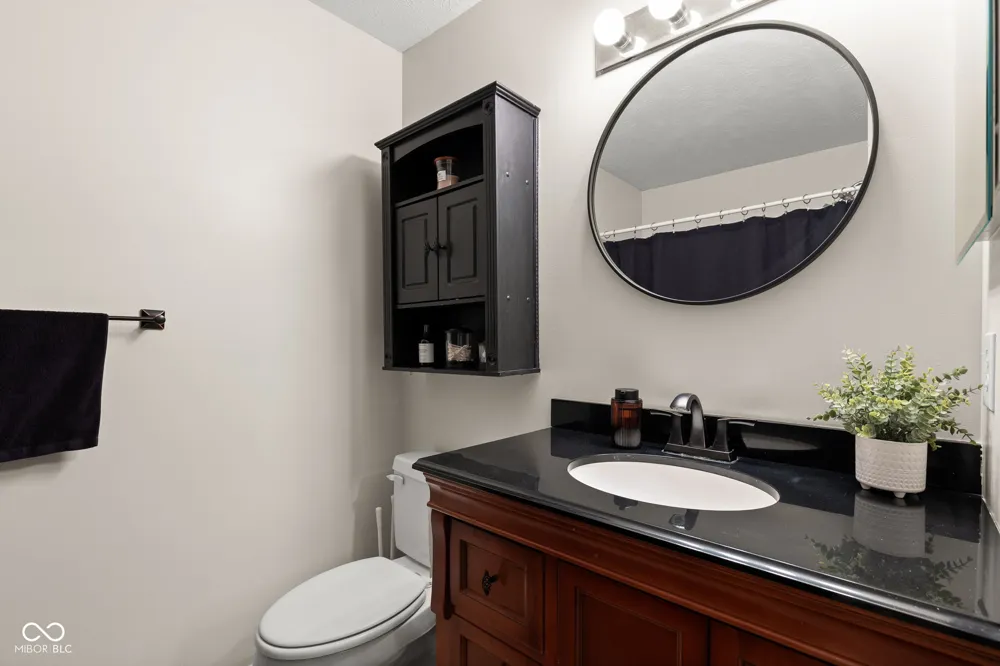 8950 Hunters Creek Drive #208 Indianapolis, IN 46227
