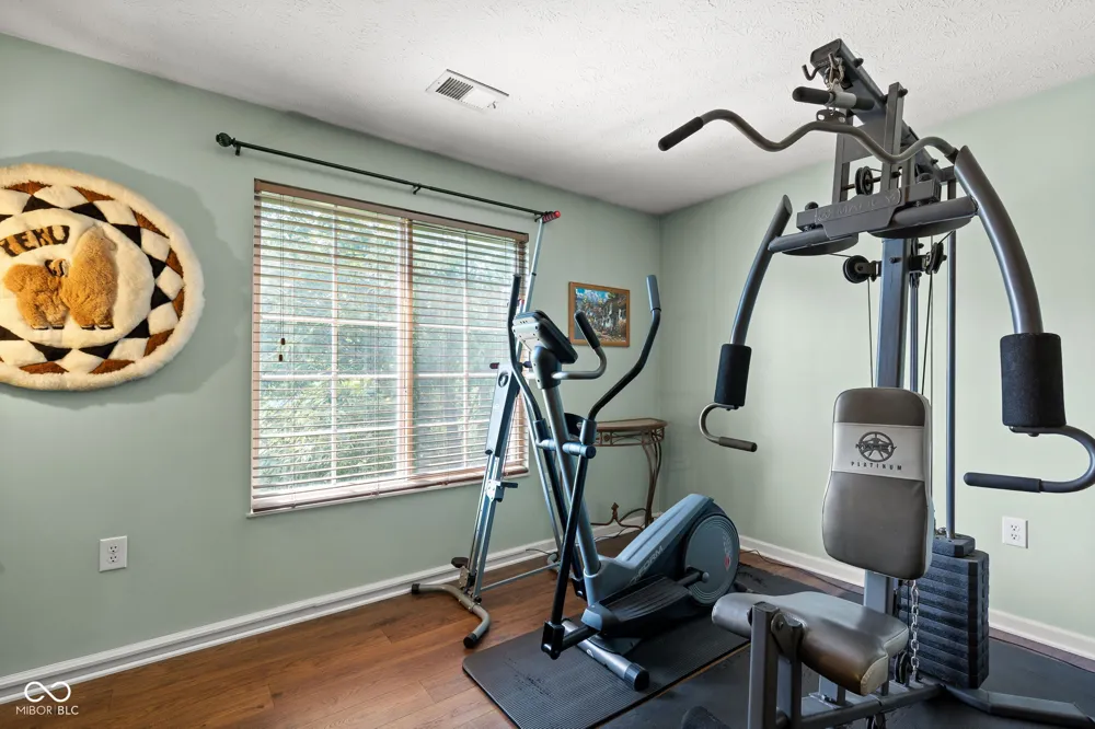 8950 Hunters Creek Drive #208 Indianapolis, IN 46227
