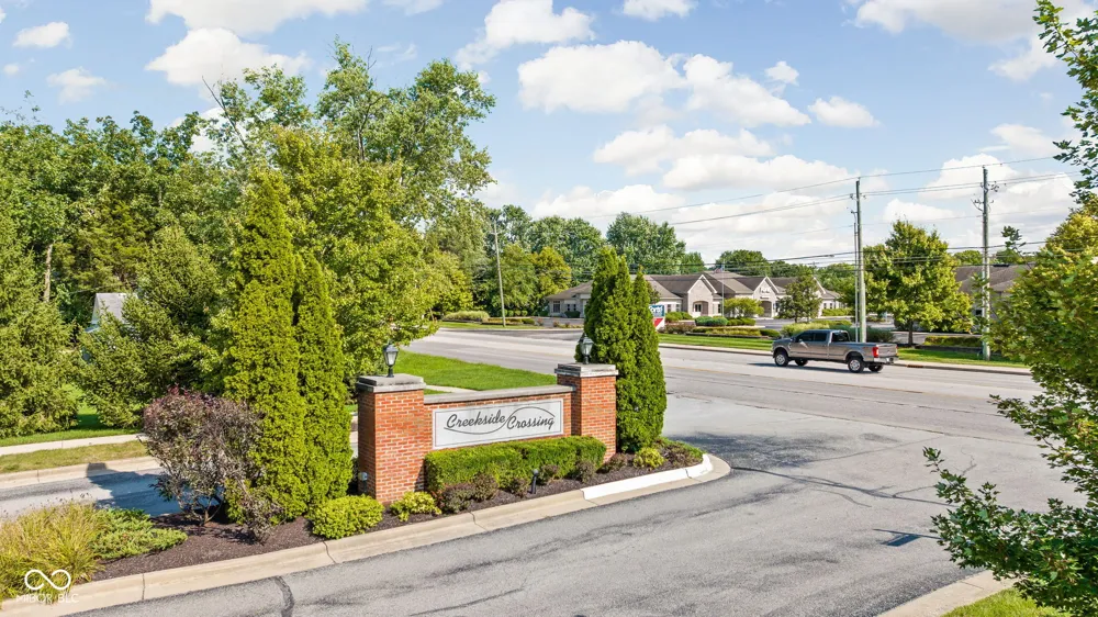 8950 Hunters Creek Drive #208 Indianapolis, IN 46227