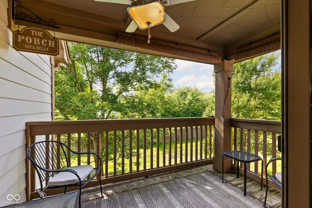 8950 Hunters Creek Drive #208 Indianapolis, IN 46227