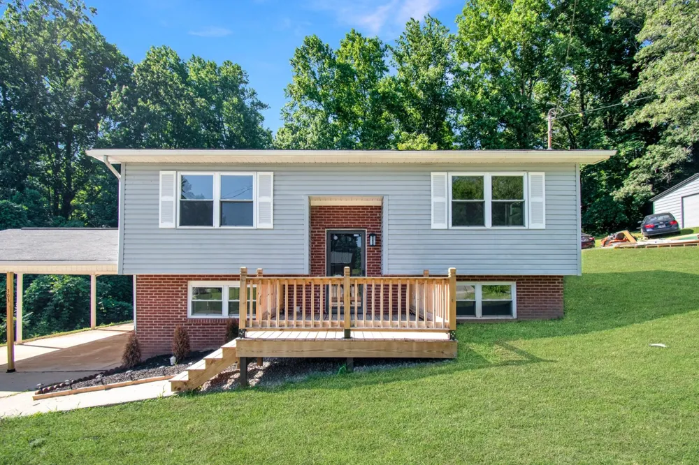 503 Martin Luther King Junior Drive Rockwood, TN 37854