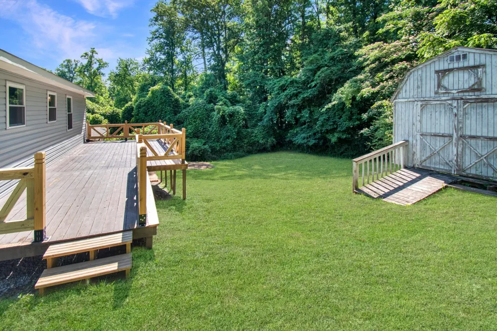 503 Martin Luther King Junior Drive Rockwood, TN 37854