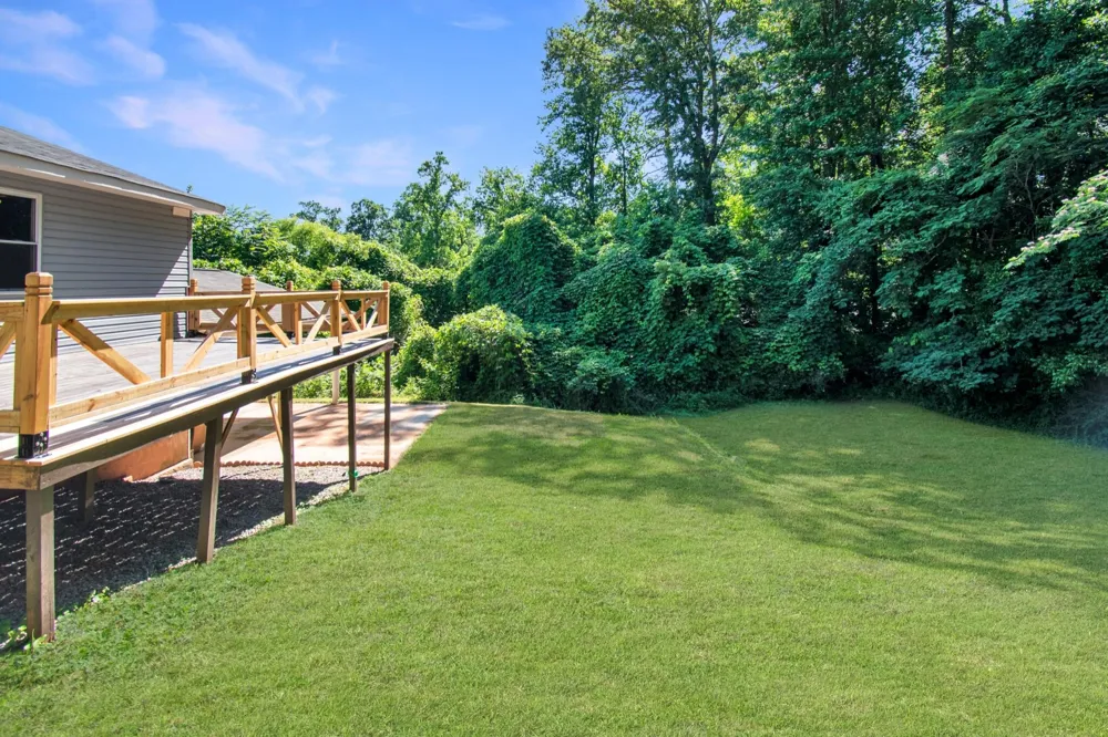 503 Martin Luther King Junior Drive Rockwood, TN 37854