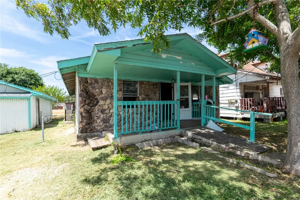 1163 Ochoa Street Portland, TX 78374