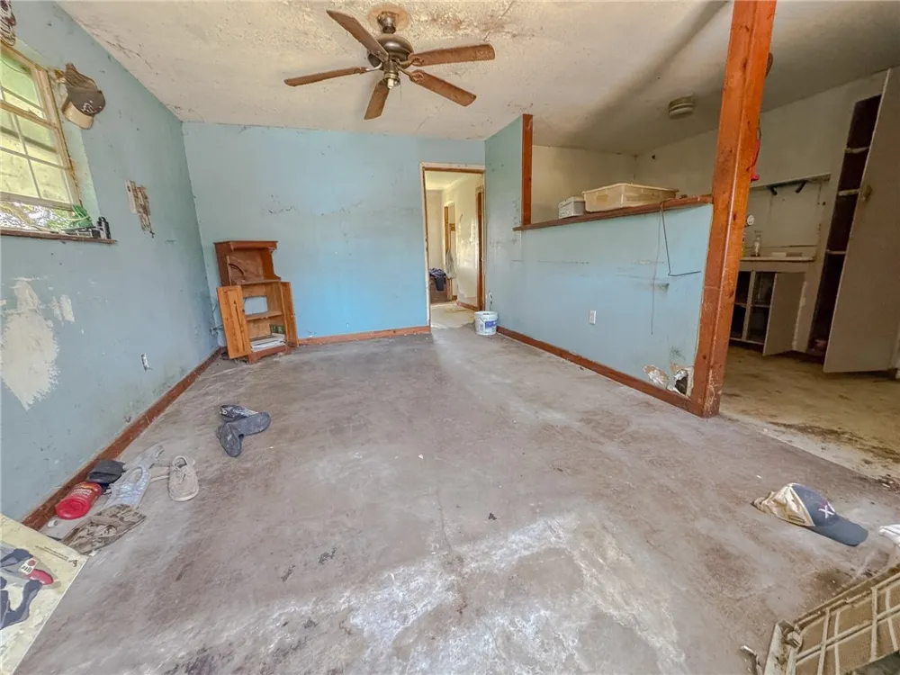1163 Ochoa Street Portland, TX 78374