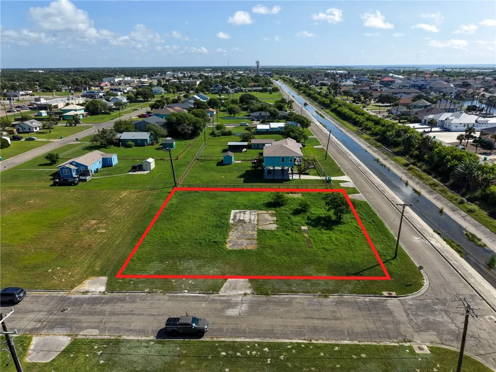 260 E Deberry Avenue Aransas Pass, TX 78336