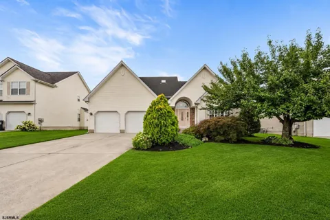 43 Donegal Ln