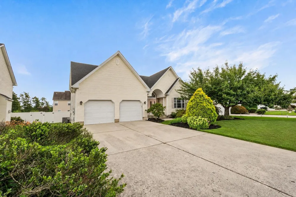 43 Donegal Ln Galloway Township, NJ 08205