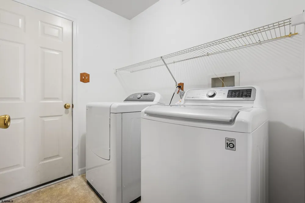 43 Donegal Ln Galloway Township, NJ 08205
