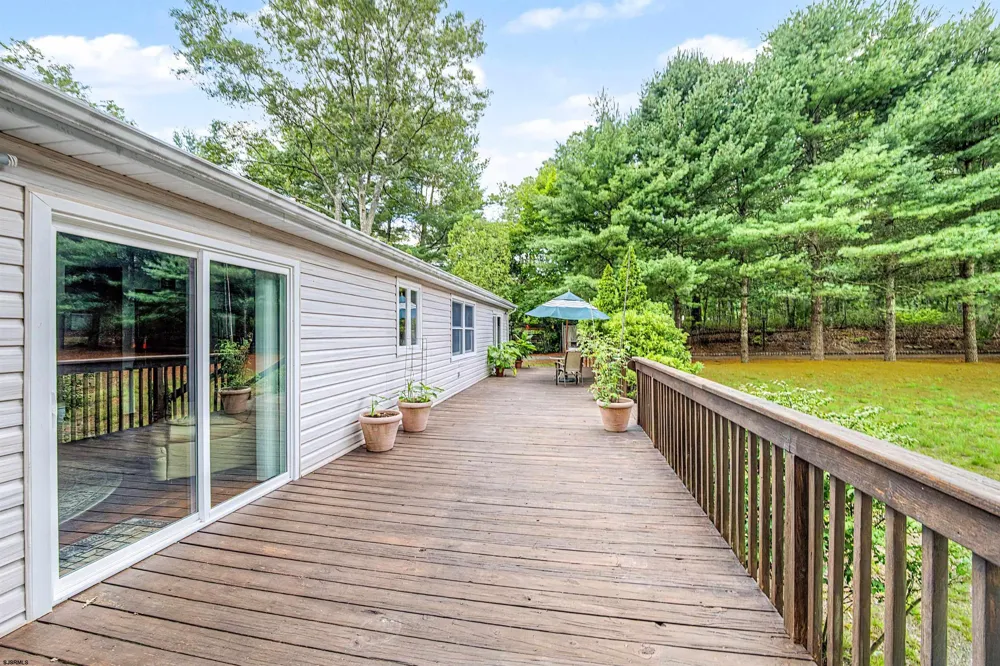 633 8th Ave Galloway Township, NJ 08205