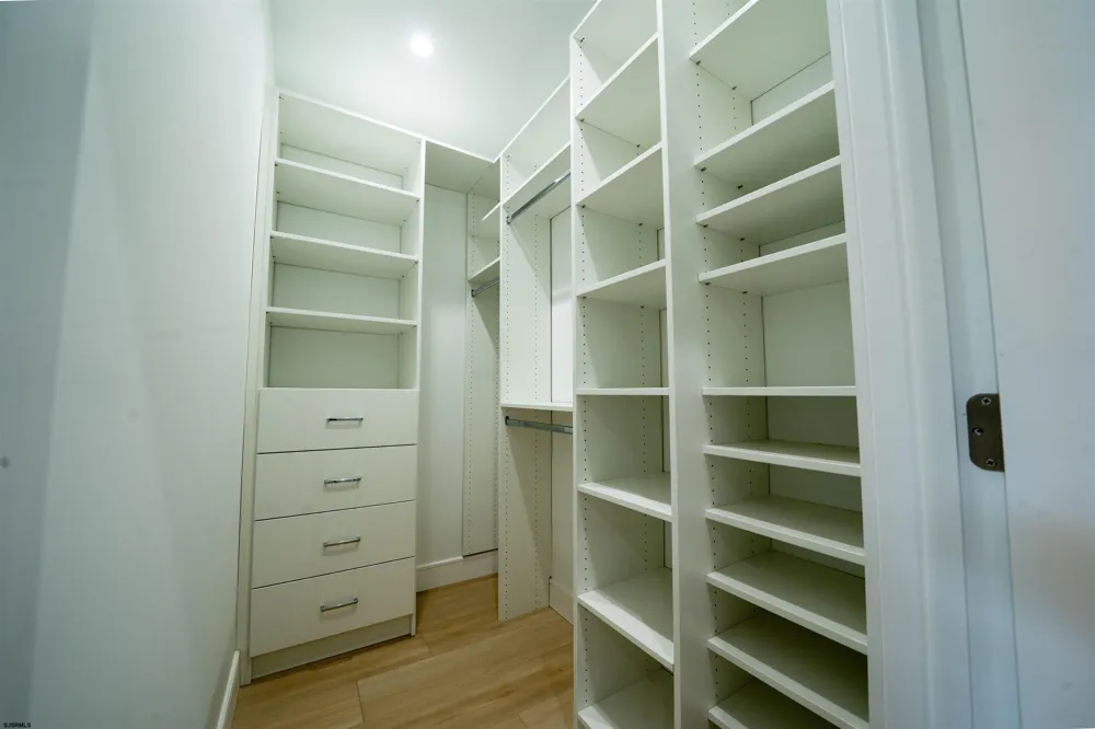 111 N Dorset Ventnor, NJ 08406