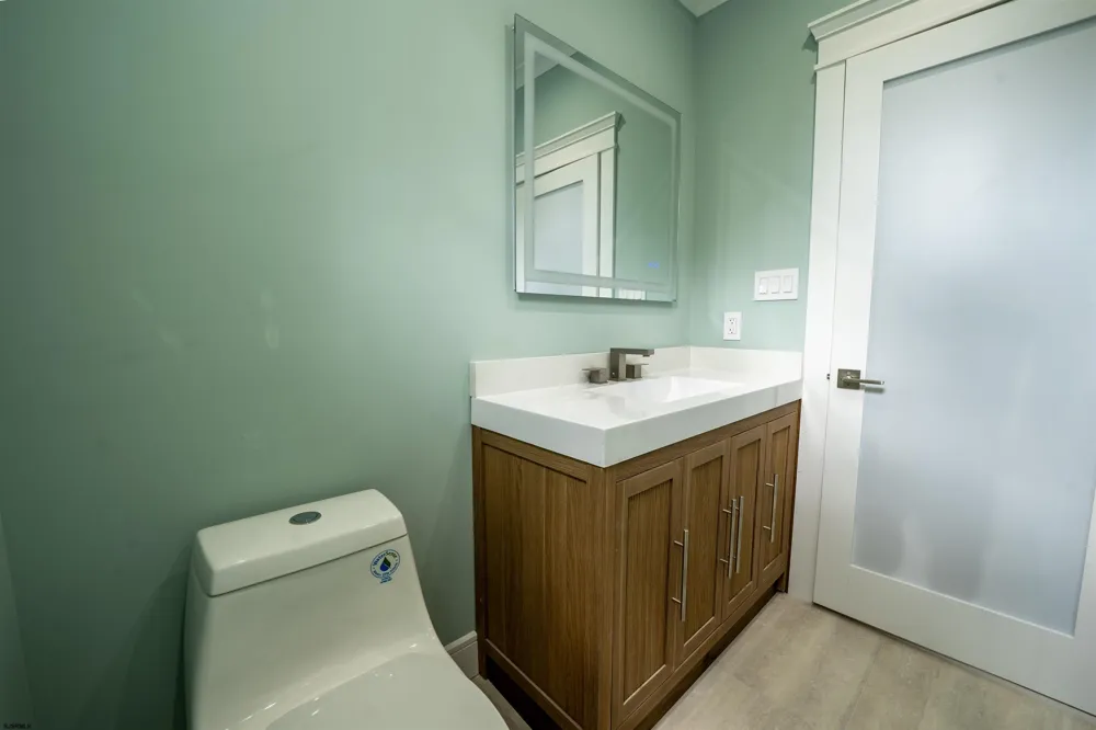 111 N Dorset Ventnor, NJ 08406
