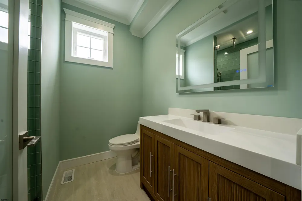 111 N Dorset Ventnor, NJ 08406