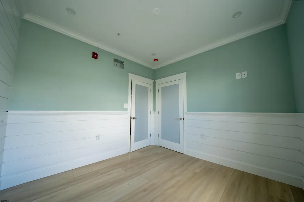 111 N Dorset Ventnor, NJ 08406