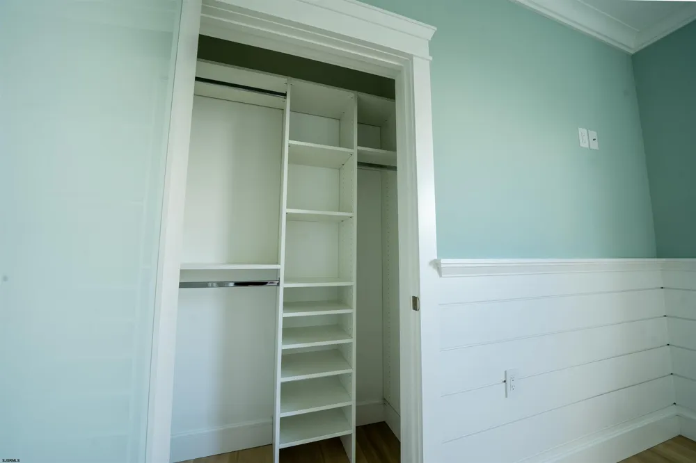 111 N Dorset Ventnor, NJ 08406