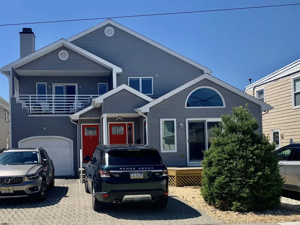 218 2nd St N Brigantine, NJ 08203