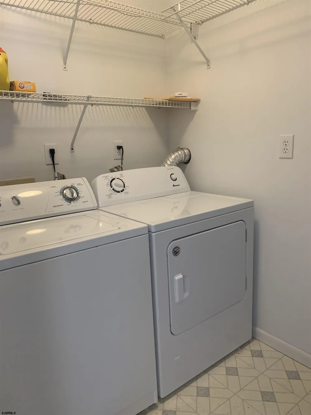 218 2nd St N Brigantine, NJ 08203