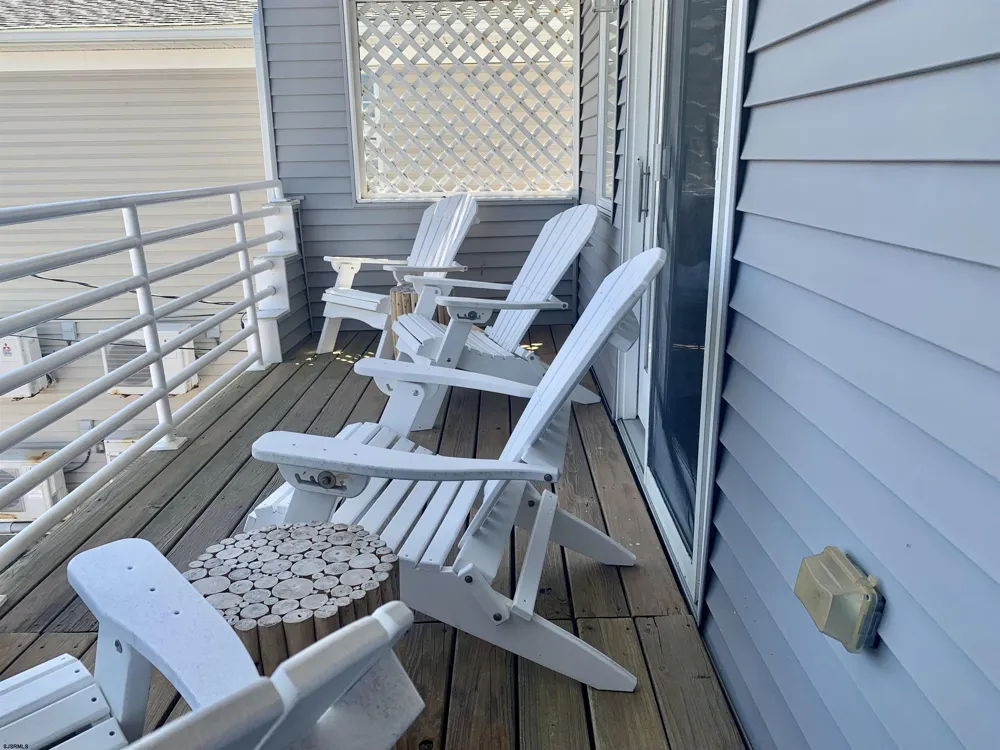 218 2nd St N Brigantine, NJ 08203