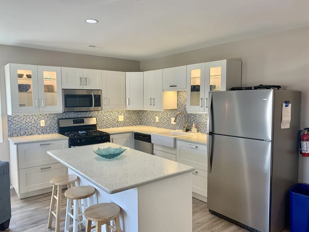 218 2nd St N Brigantine, NJ 08203