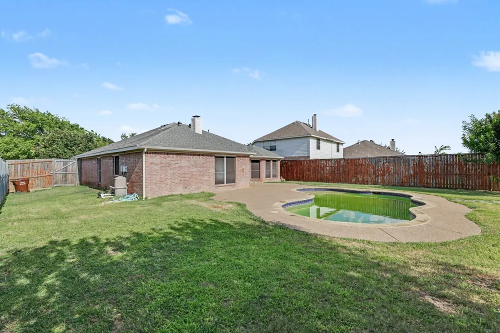 3820 Willowick Circle Denton, TX 76210