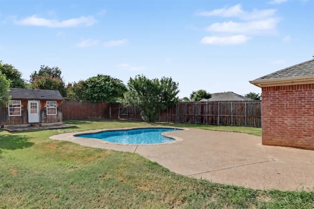 3820 Willowick Circle Denton, TX 76210