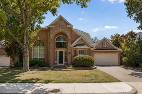 5211 Quail Creek Drive