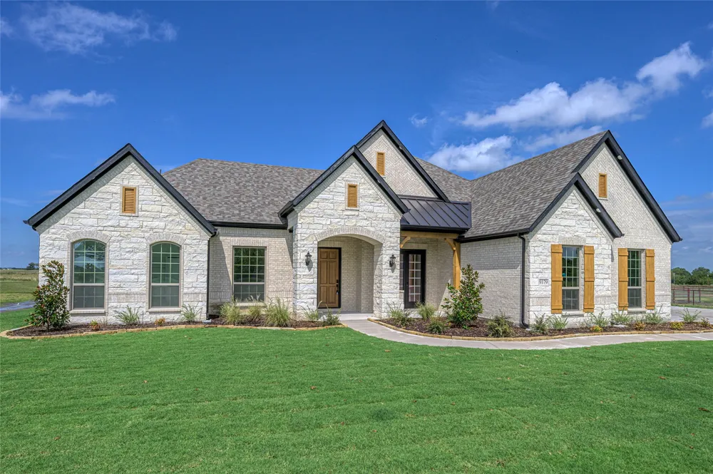 101 Jasper Lane Van Alstyne, TX 75495