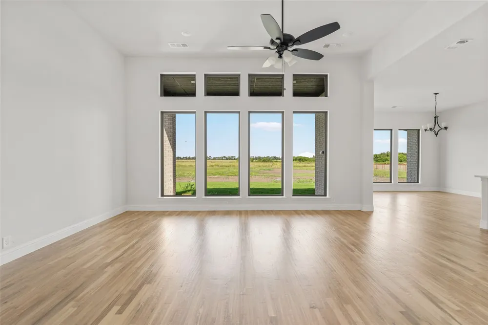 101 Jasper Lane Van Alstyne, TX 75495