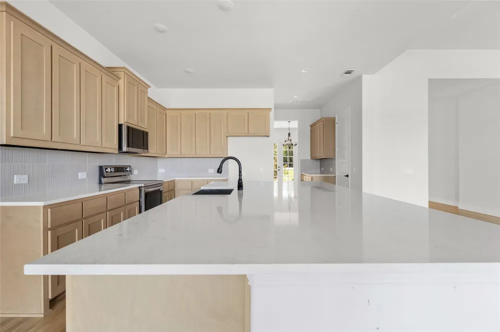 101 Jasper Lane Van Alstyne, TX 75495