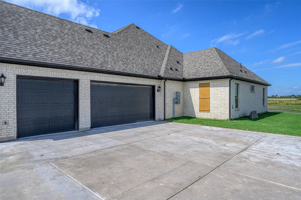 101 Jasper Lane Van Alstyne, TX 75495