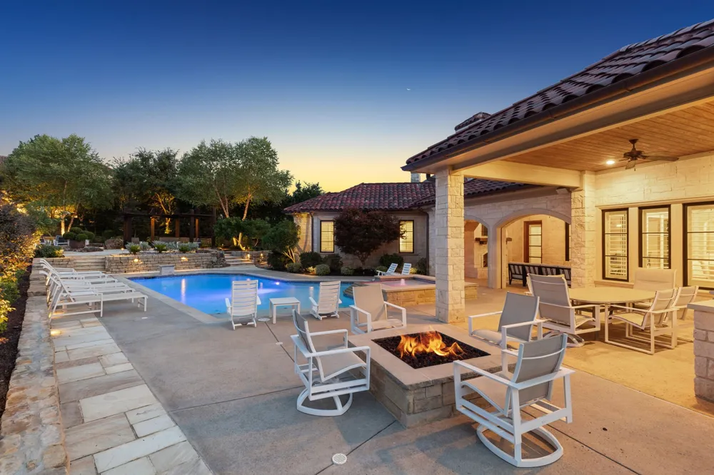 2106 Falcon Pass Westlake, TX 76262