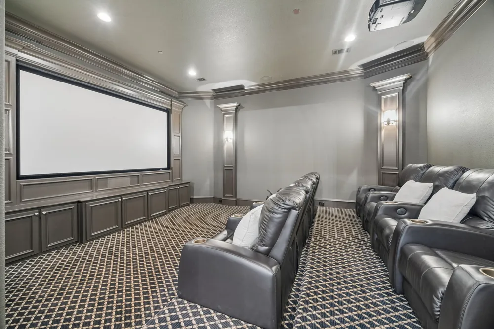 2106 Falcon Pass Westlake, TX 76262