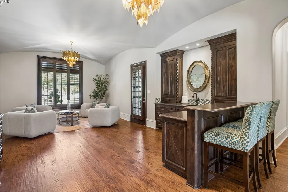 2106 Falcon Pass Westlake, TX 76262