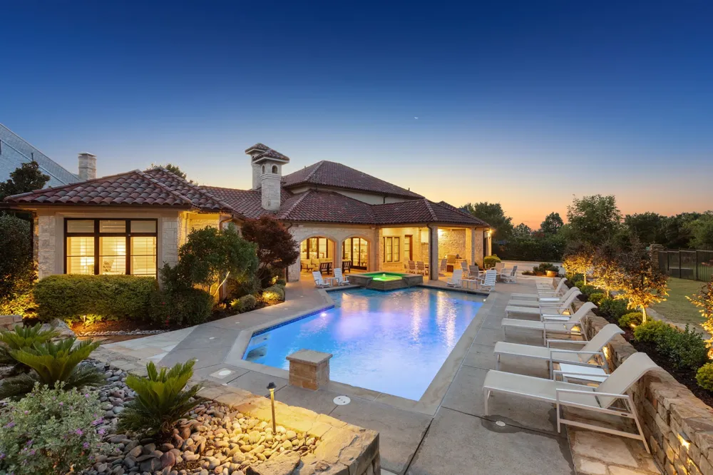 2106 Falcon Pass Westlake, TX 76262