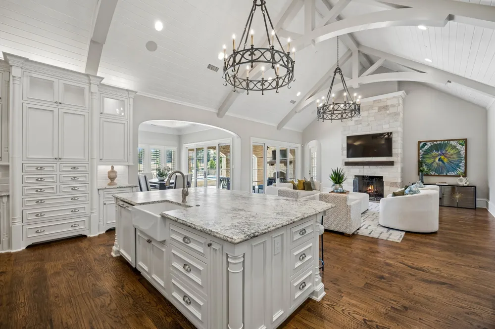 2106 Falcon Pass Westlake, TX 76262