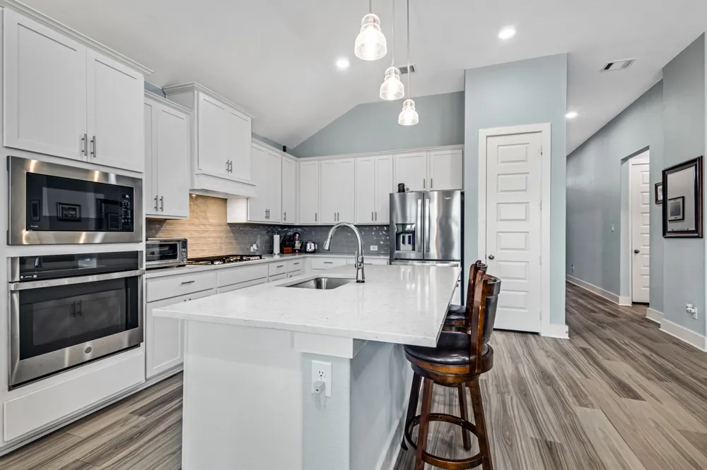 1913 Briar Hill Drive Denton, TX 76207