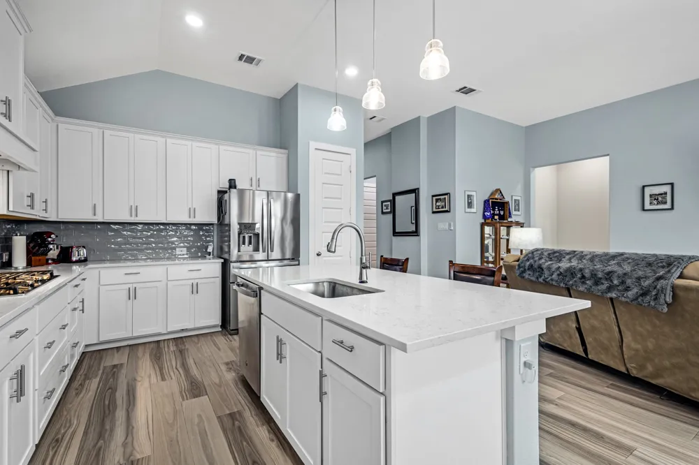 1913 Briar Hill Drive Denton, TX 76207