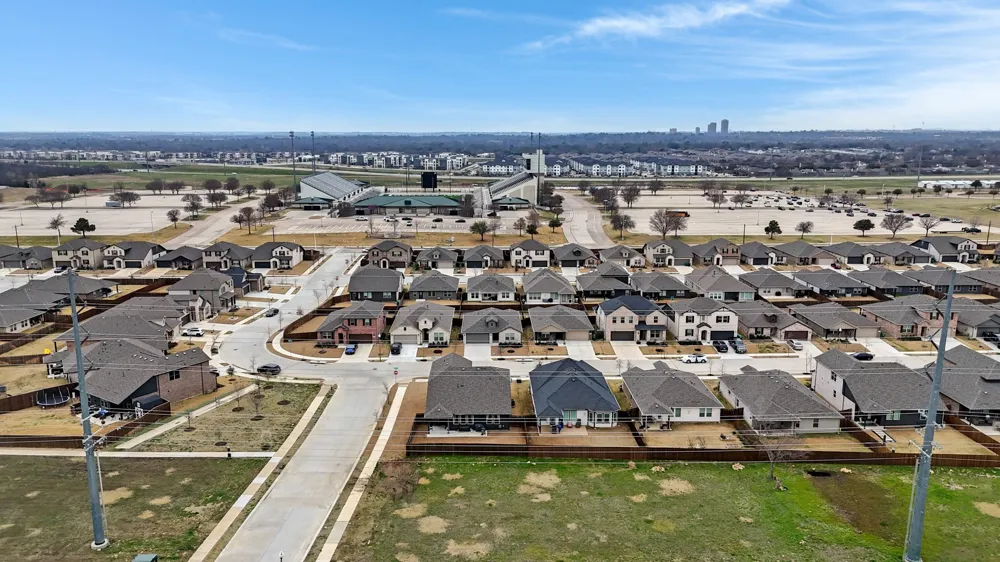 1913 Briar Hill Drive Denton, TX 76207