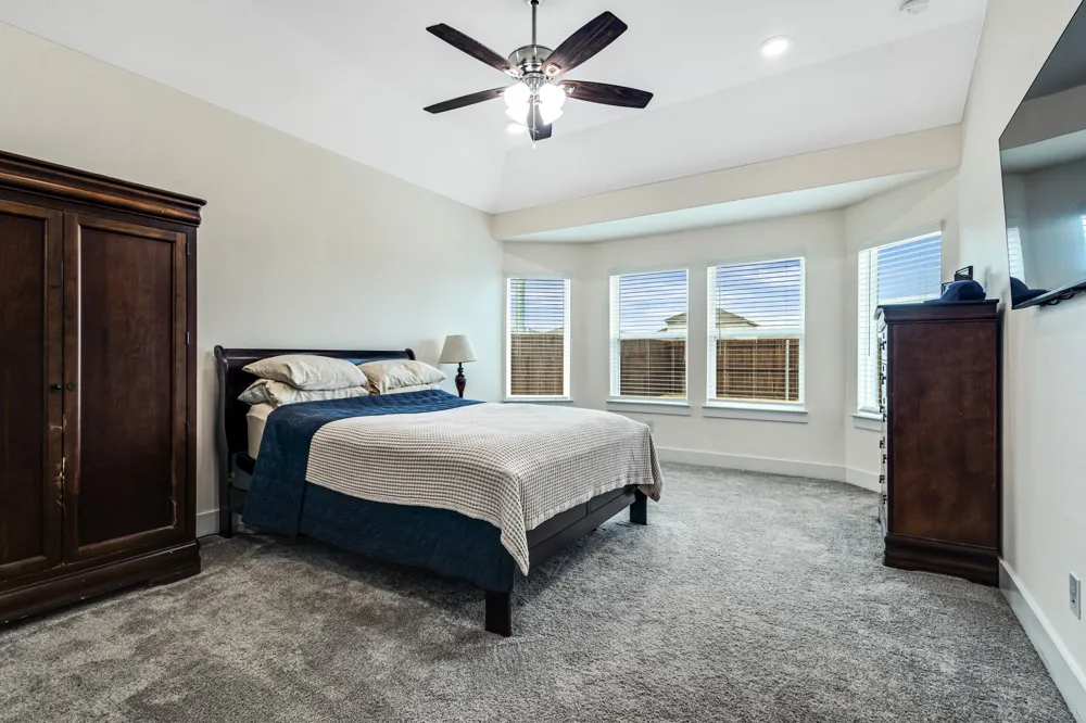 1913 Briar Hill Drive Denton, TX 76207