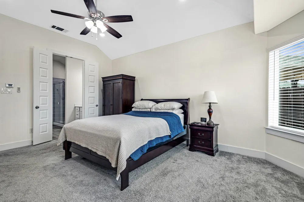 1913 Briar Hill Drive Denton, TX 76207