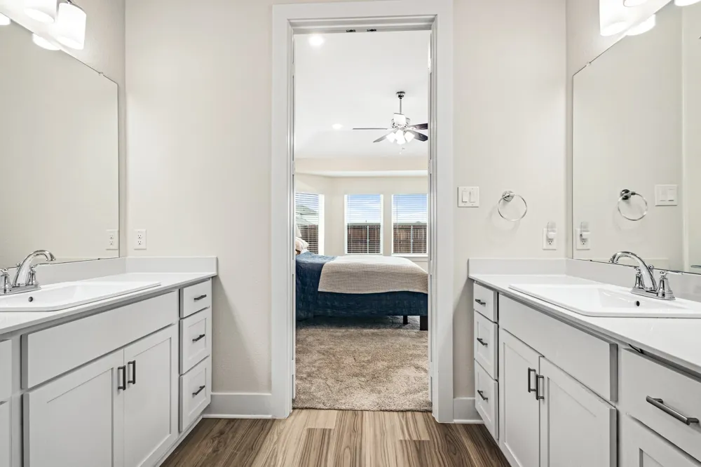 1913 Briar Hill Drive Denton, TX 76207