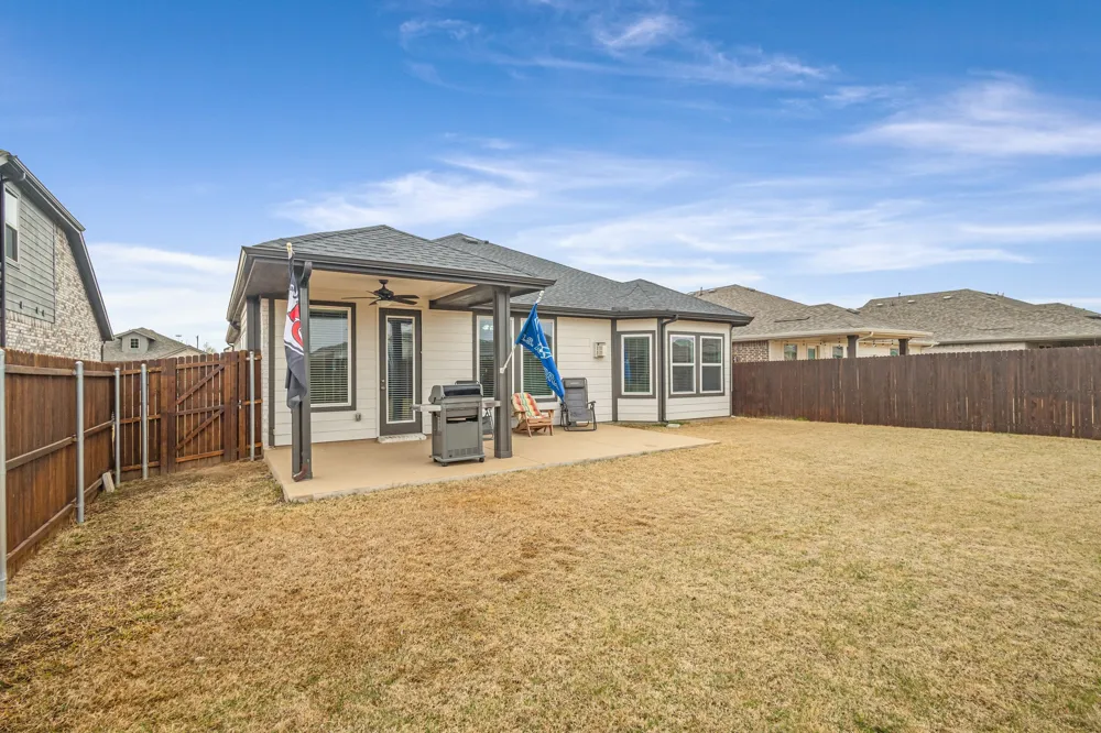 1913 Briar Hill Drive Denton, TX 76207