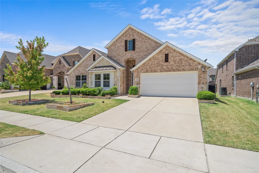 1916 Oakston Drive Little Elm, TX 75033