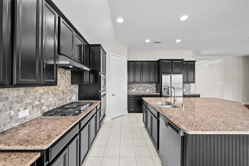 1916 Oakston Drive Little Elm, TX 75033