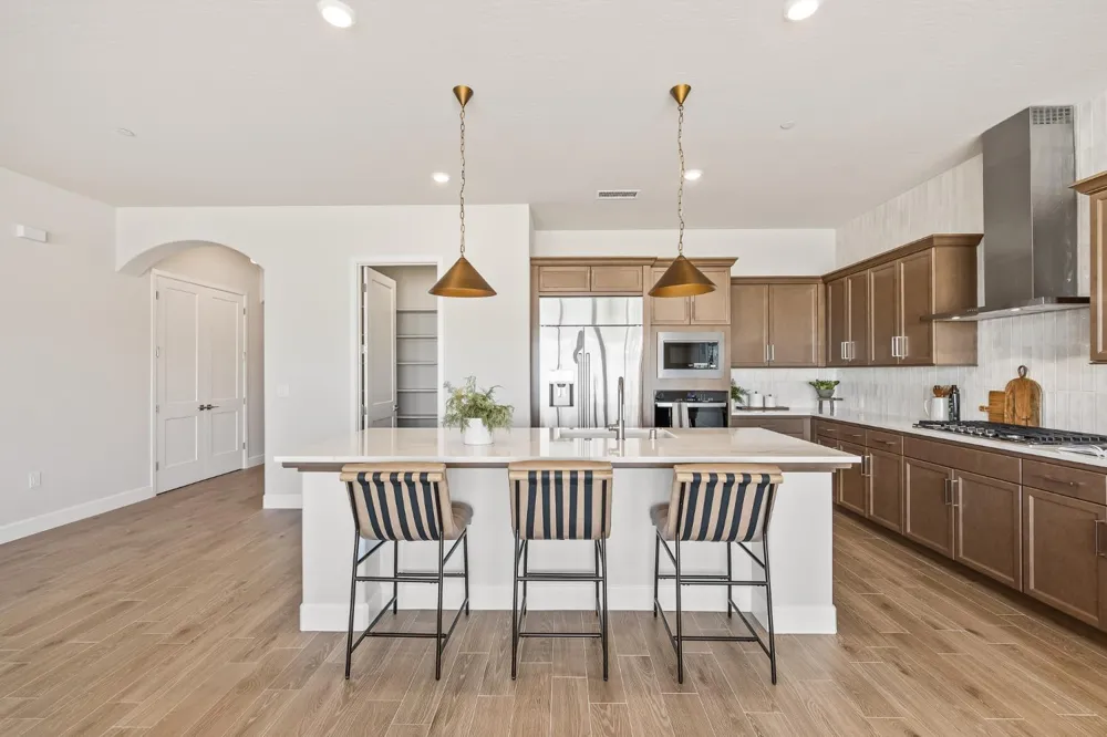 7210 W Ashcroft Avenue Fresno, CA 93723